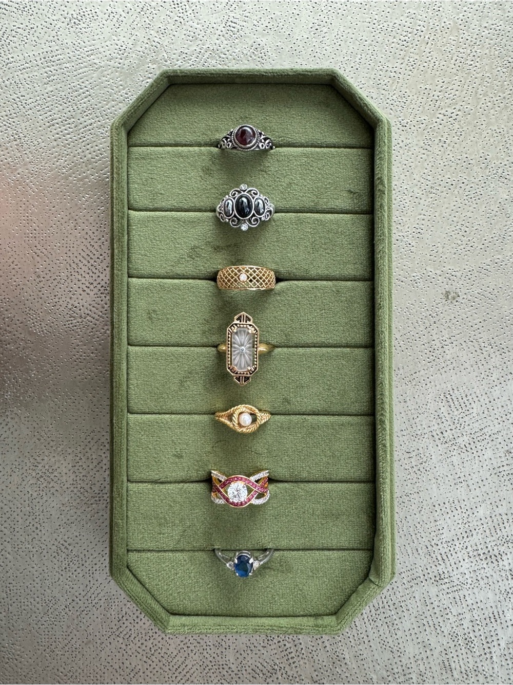 Vintage Avon rings & Unmarked vintage rings lot | Avon Frostlight ring